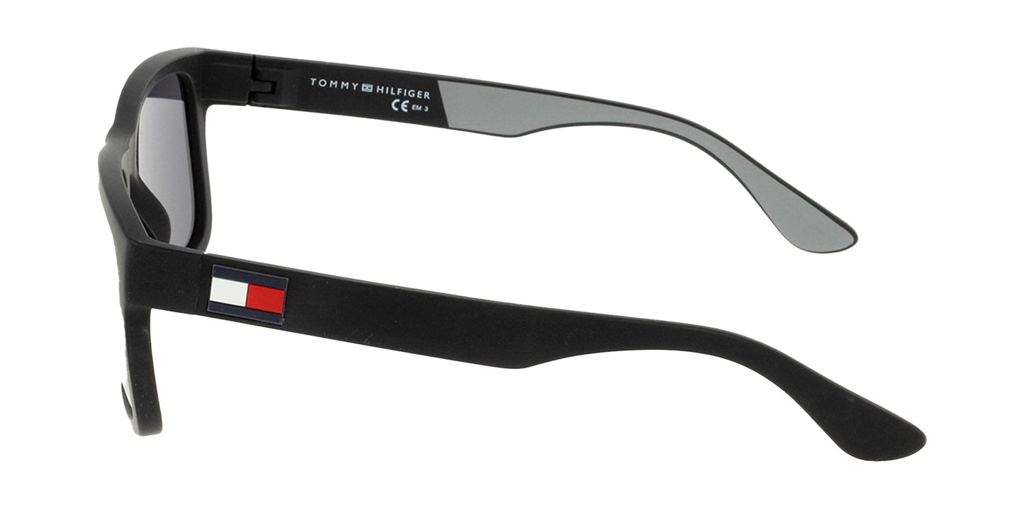 Lentes de Sol Tommy Hilfiger TH1556/S Negro-Ópticas LUX, Ve Más Allá