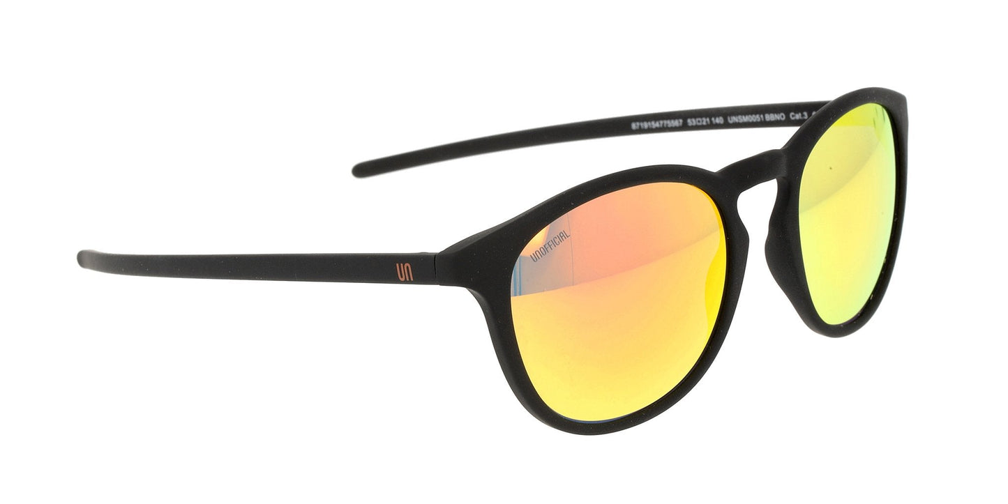 Lentes de Sol Unofficial UNSM0051 Negro-Ópticas LUX, Ve Más Allá