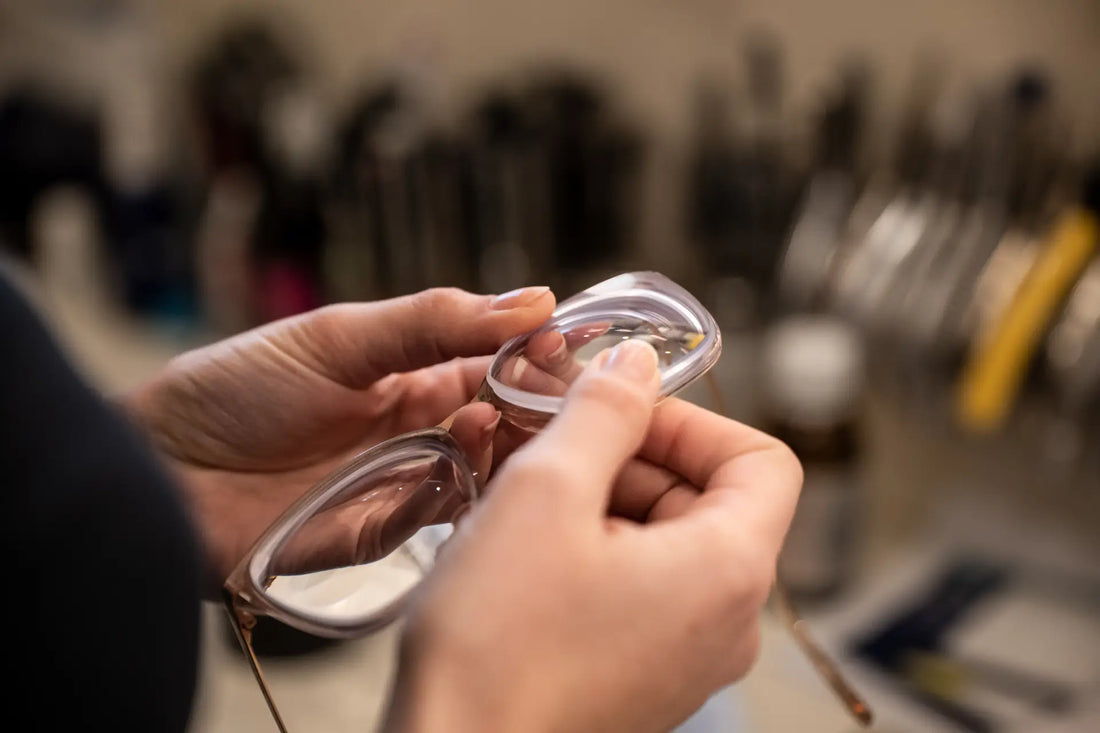 Con qué limpiar los lentes