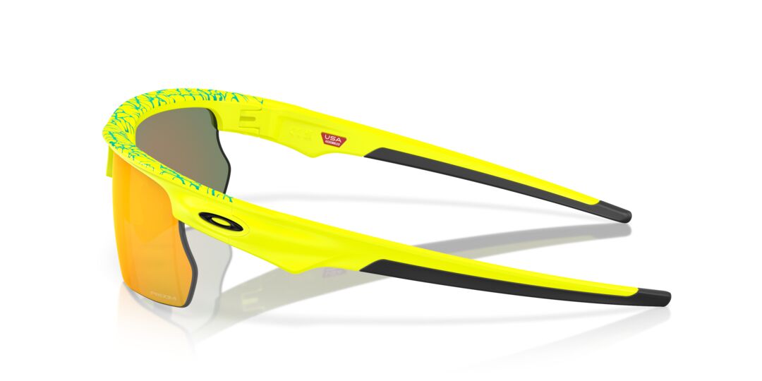 Lente Solar Oakley OO9400 Amarillo